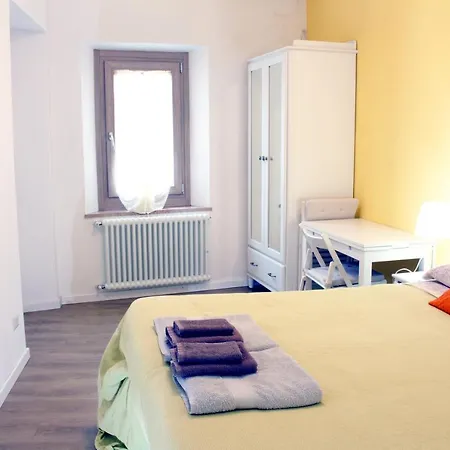 Nocleg ze śniadaniem La Magnolia Guests House Dervio