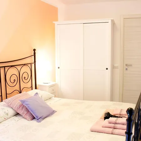 La Magnolia Guests House Nocleg ze śniadaniem Dervio