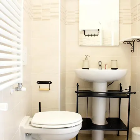 B&B La Magnolia Guests House 3*